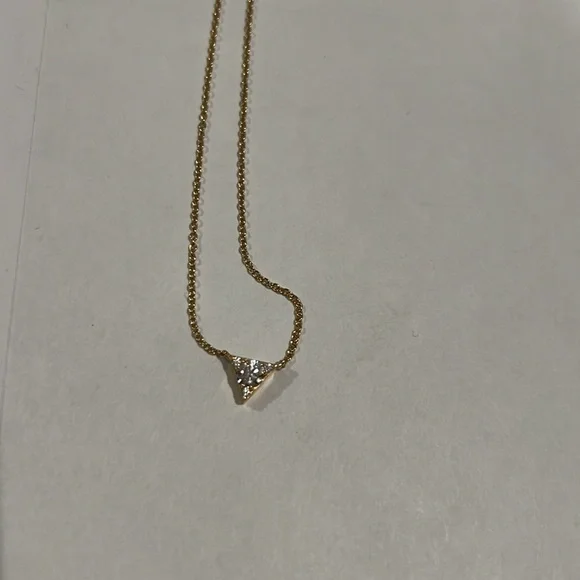 Hearts on Fire Triplicity Triangle Pendant in Yellow Gold - Picture 4 of 9